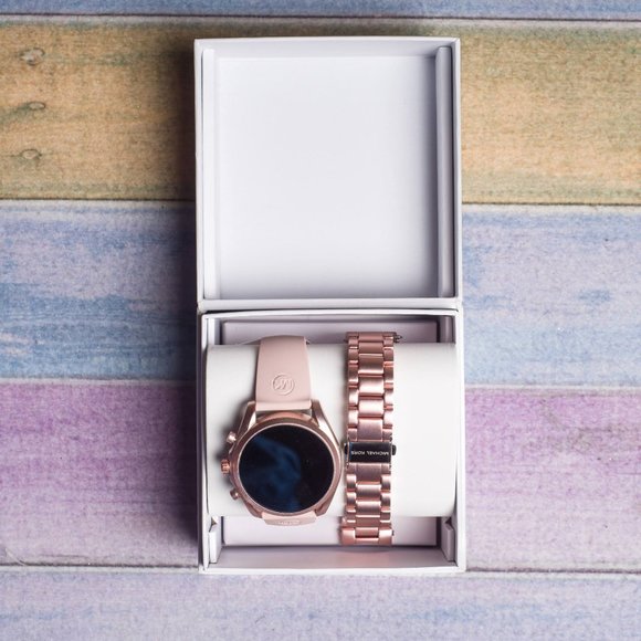 Michael Kors Gen 5 Bradshaw Blush-Tone Aluminum Smartwatch main image 4